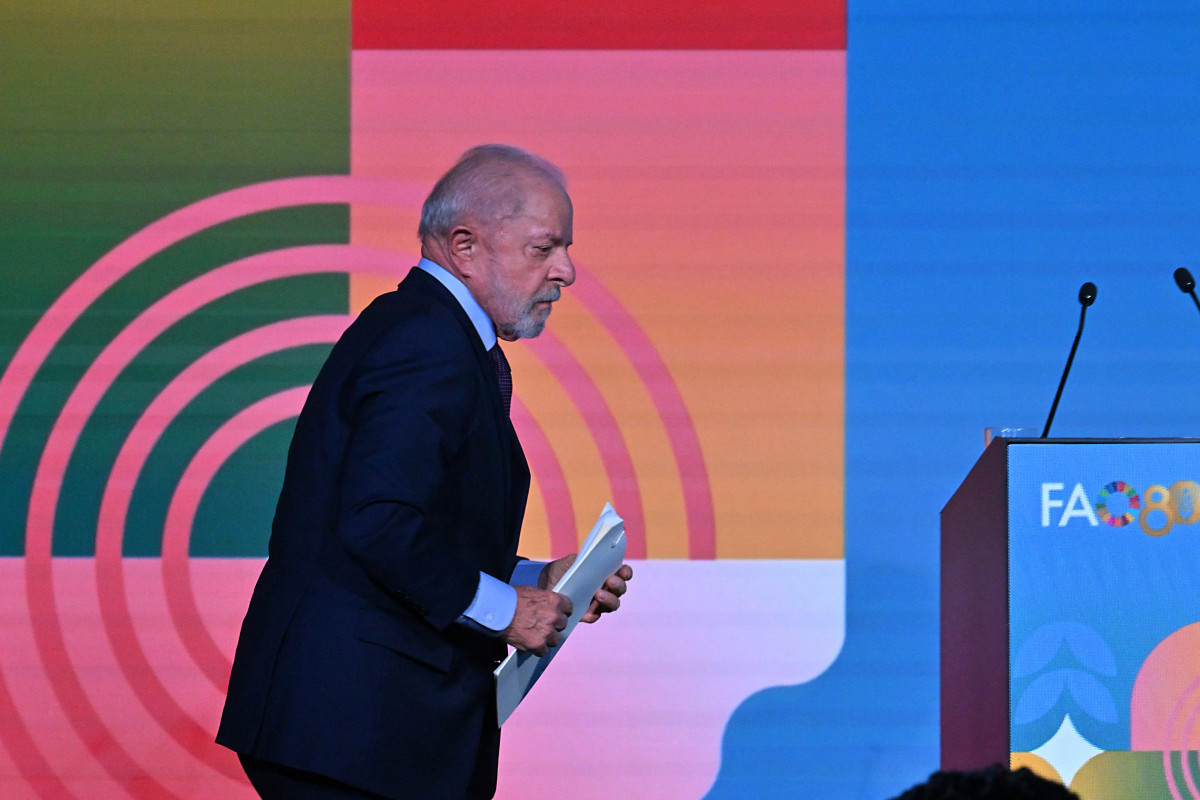 Presidente Lula durante discurso no FÃ?Â³rum Mundial da AlimentaÃ?Â§Ã?Â£o, em Roma ( Andreas SOLARO / AFP)
