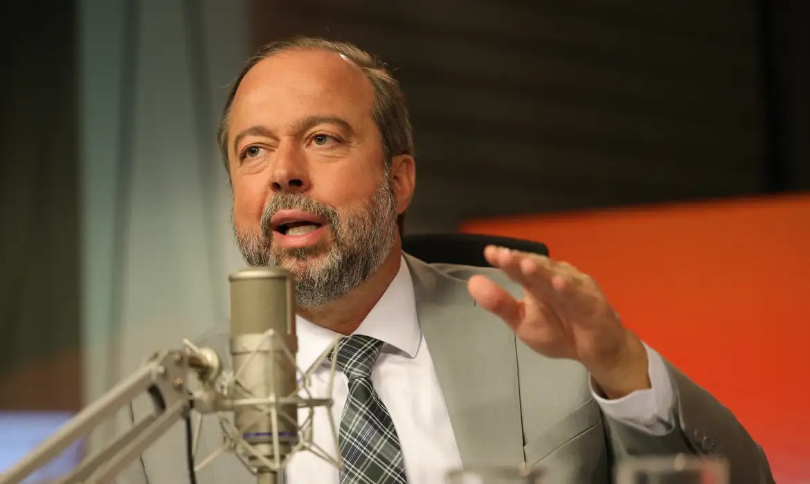 Ministro de Minas e Energia (Foto: Fabio Rodrigues-Pozzebom/ Agência Brasil) Ministro de Minas e Energia/Foto: Fabio Rodrigues-Pozzebom/ Agência Brasil