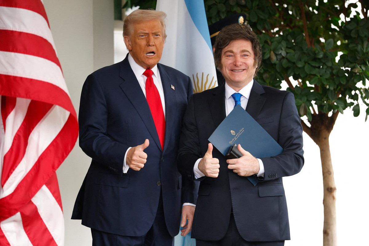 O presidente dos EUA, Donald Trump e o mandatário da Argentina, Javier Milei (Kevin Dietsch / GETTY IMAGES NORTH AMERICA / Getty Images via AFP) O presidente dos EUA, Donald Trump e o mandatário da Argentina, Javier Milei/Kevin Dietsch / GETTY IMAGES NORTH AMERICA / Getty Images via AFP