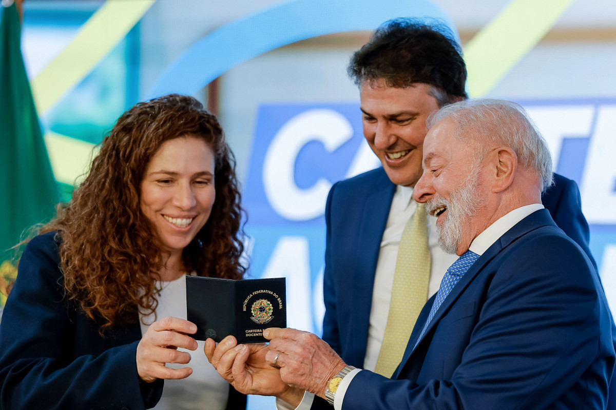 Presidente da República, Luiz Inácio Lula da Silva, durante cerimônia de sanção do PL n. 41/2025, que autoriza a criação da Carteira Nacional Docente – CND. /Ricardo Stuckert/PR
