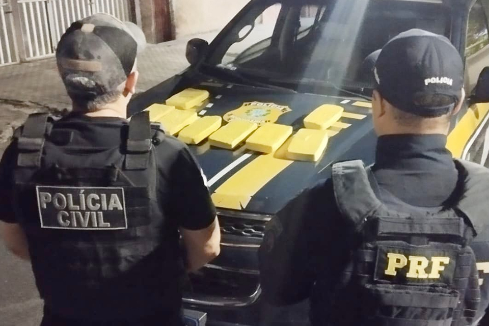 Apreensão aconteceu durante operação conjunta da Polícia Civil e Rodoviária Federal (DIVULGAÇÃO/PRF) Apreensão aconteceu durante operação conjunta da Polícia Civil e Rodoviária Federal/DIVULGAÇÃO/PRF