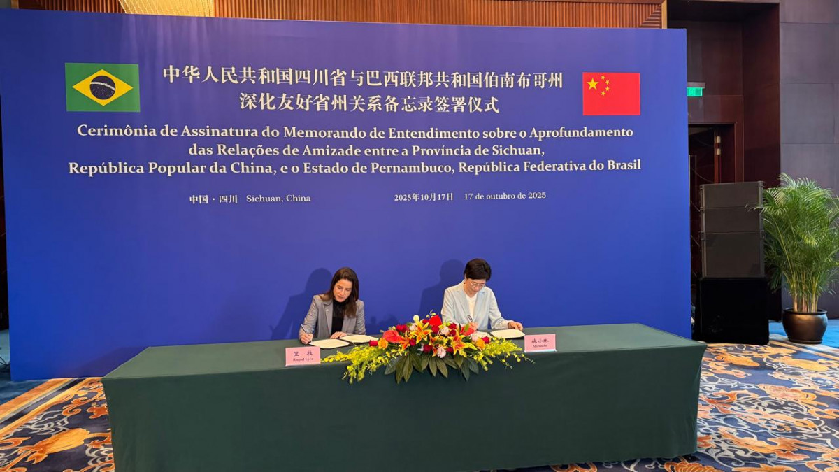 Governadora Raquel Lyra em agenda na China (Divulgação ) Governadora Raquel Lyra em agenda na China/Divulgação