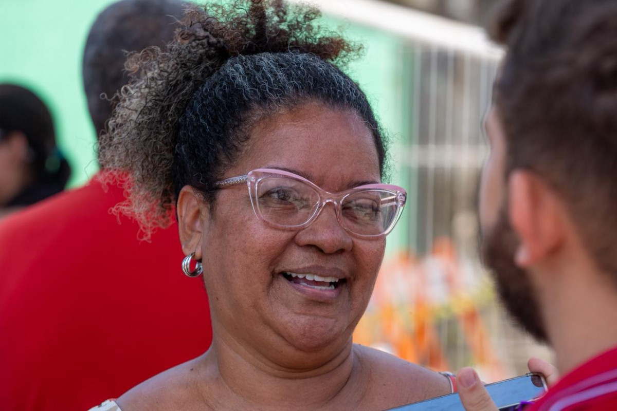 Sandra contou o que sobrou na casa dela após o desabamento, em Olinda (Rafael Vieira/DP) Sandra contou o que sobrou na casa dela após o desabamento, em Olinda /Rafael Vieira/DP