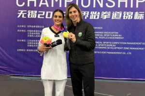 Maria Clara Pacheco e Nat&aacute;lia Falavigna, campe&atilde;s mundiais de Taekwondo 