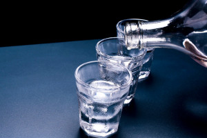 O metanol é uma substância tóxica que não pode ser identificada pelo cheiro ou pelo sabor 