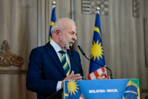 Presidente da República, Luiz Inácio Lula da Silva, durante Entrevista Coletiva concedida à Imprensa brasileira e internacional em Kuala Lampur, Malásia.