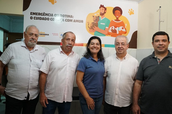 Primeira-dama de Gravatá, Viviane Facundes, ao lado do prefeito Padre Joselito (Foto: Reprodução/@vivianefacundesoficial)