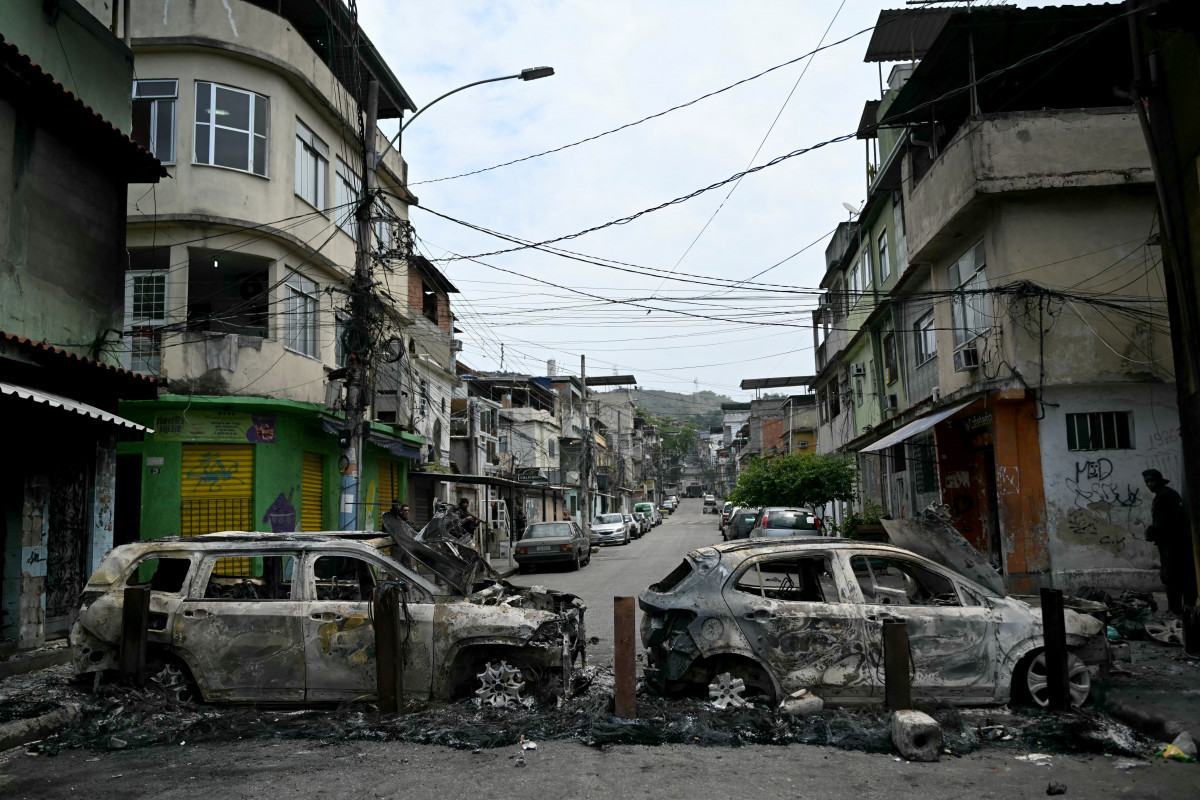 

Complexo da Penha, no Rio de Janeiro/MAURO PIMENTEL / AFP