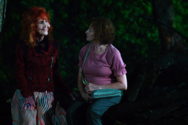 Helena Ignez e Marcélia Cartaxo em cena do filme (Foto: Petrus Cariry/Divulgação)