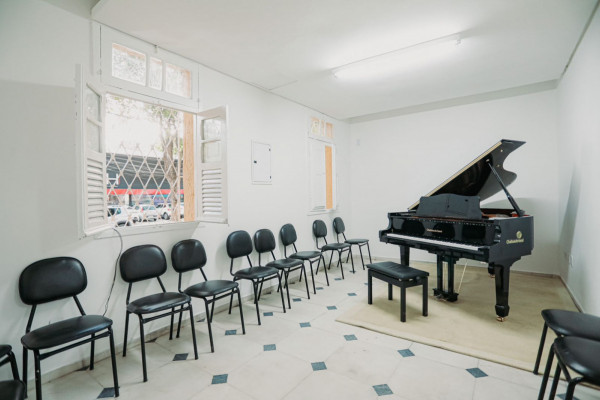 Casa Capiba é o mais novo espaço cultural dedicado à formação musical e à preservação da memória de um dos maiores ícones da cultura do Estado. (Foto: Janaína Pepeu/Secom)