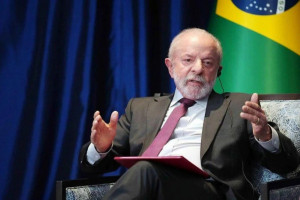 Nas redes sociais, Lula escreveu que o governo não tolera organizações criminosas e que continuará combatendo as facções 