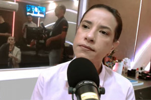 Governadora Raquel Lyra visita fábrica de trens na China