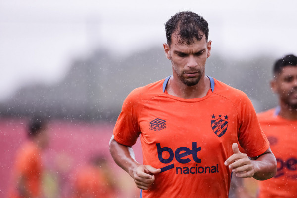 Rafael Thyere, zagueiro do Sport