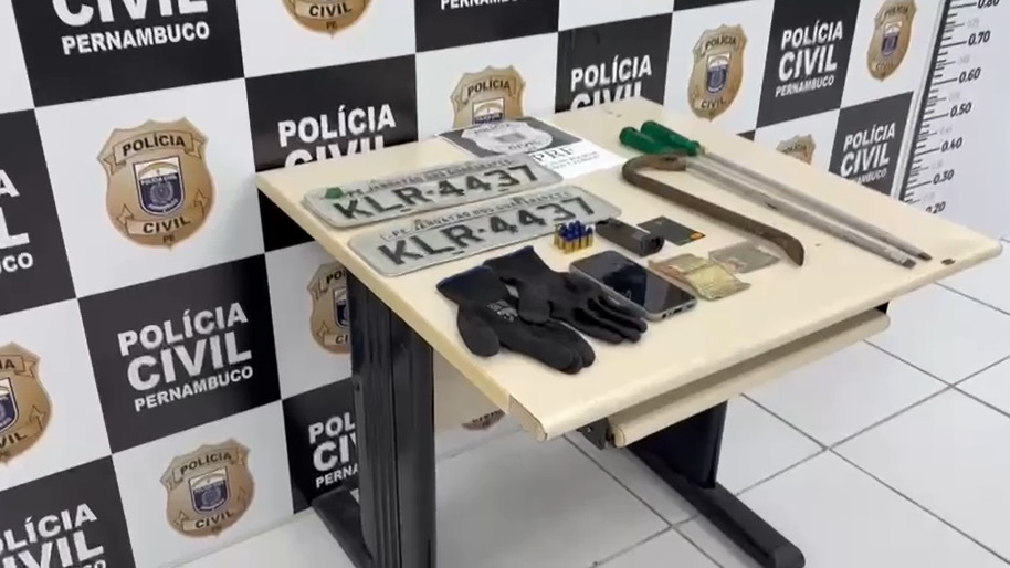 Operação policial mira quadrilha envolvida com a prática de roubo qualificado
 (Ascom PCPE) Operação policial mira quadrilha envolvida com a prática de roubo qualificado
/Ascom PCPE
