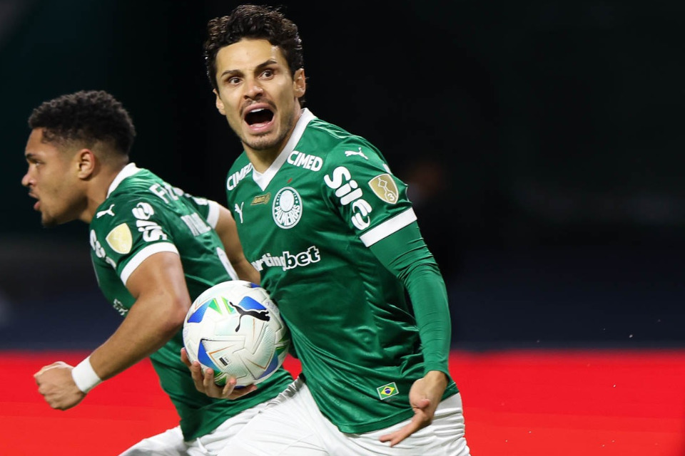 Raphael Veiga marcou dois gols na partida contra a LDU, um deles sendo o da classificação  (Divulgação/ Palmeiras) Raphael Veiga marcou dois gols na partida contra a LDU, um deles sendo o da classificação /Divulgação/ Palmeiras