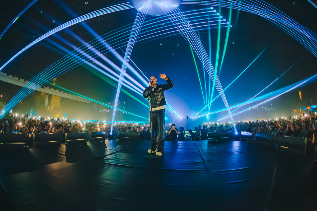 Veigh iniciou a turnê  Veigh iniciou a turnê