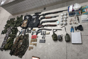 Os objetos recolhidos foram encaminhados à Delegacia de Polícia de Camaragibe