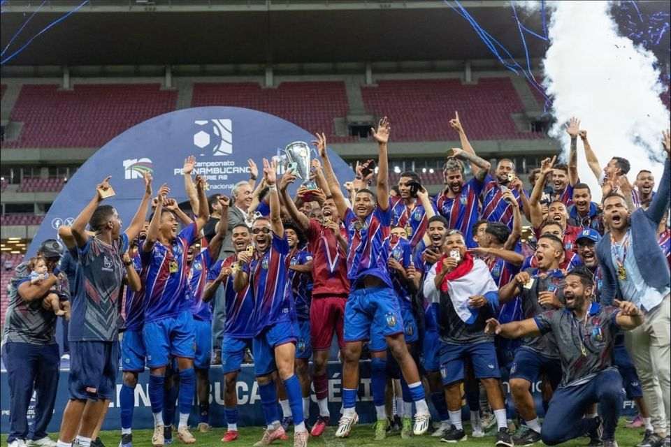 Vitória é campeão da Série A2 (Rafael Vieira / FPF) Vitória é campeão da Série A2/Rafael Vieira / FPF