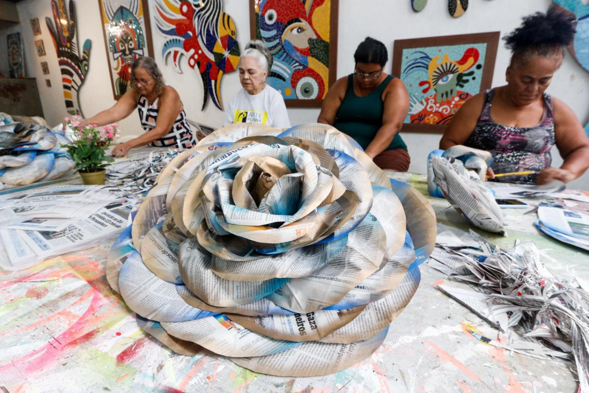 P&aacute;ginas do Diario viram arte para festa de 200 anos do jornal
 (Foto: Marina Torres)