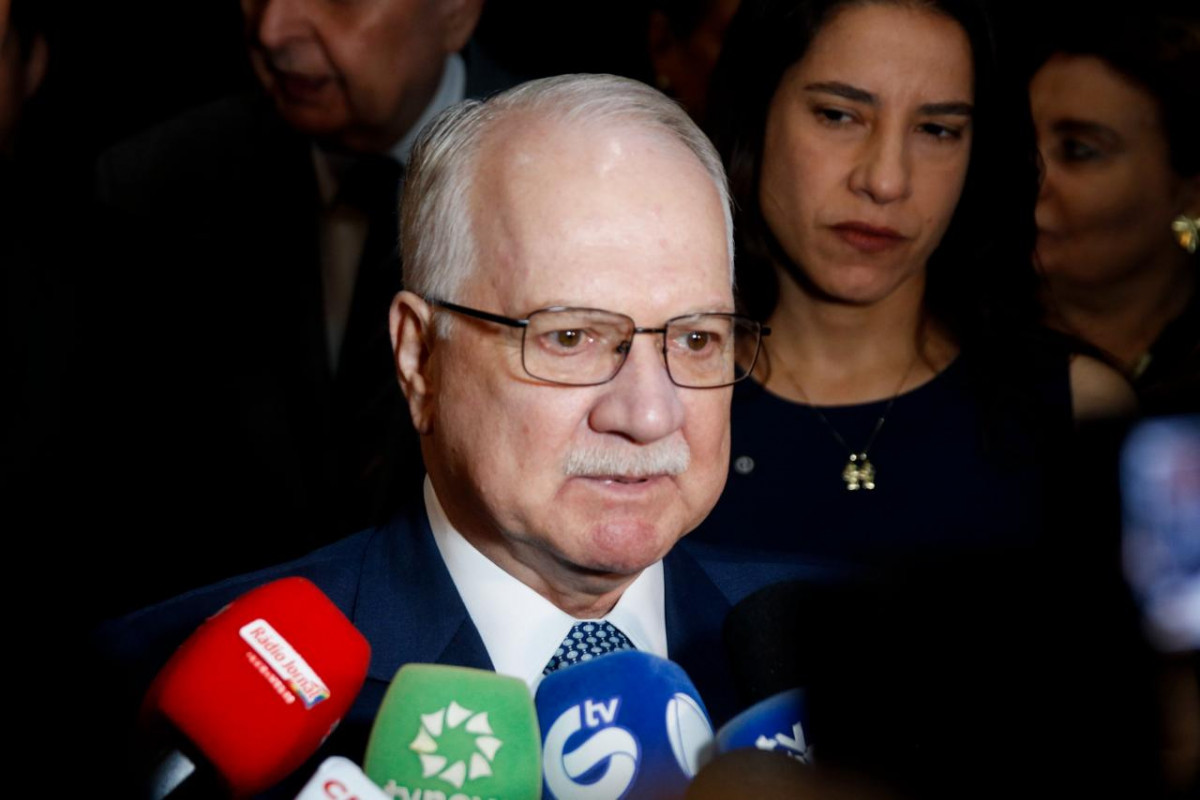 O presidente do Supremo Tribunal Federal (STF) e do Conselho Nacional de Justiça (CNJ), ministro Edson Fachin esteve presente na abertura do Mês Nacional do Júri 2025, no Recife (Foto: Marina Torres/DP Foto)