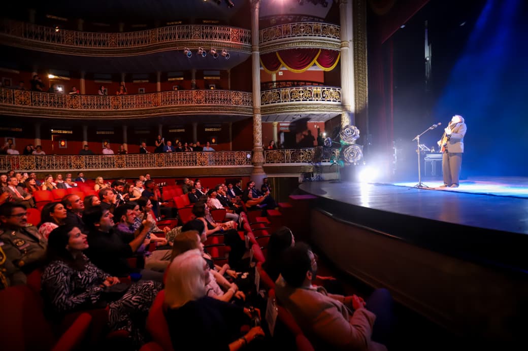200 anos do Diario é embalado pelo cantor Lenine/Bruna Costa/DP