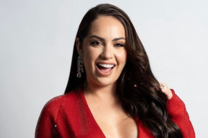 Raphaela Santos grava especial de Natal da TV Globo