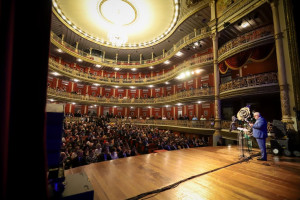 Uma comemoração que vai ficar para a história. 