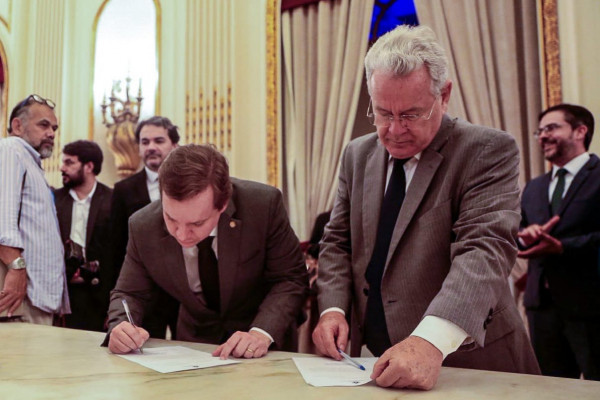 Carlos Gil Filho toma posse no TJPE (Foto: Crysli Viana/DP Foto)