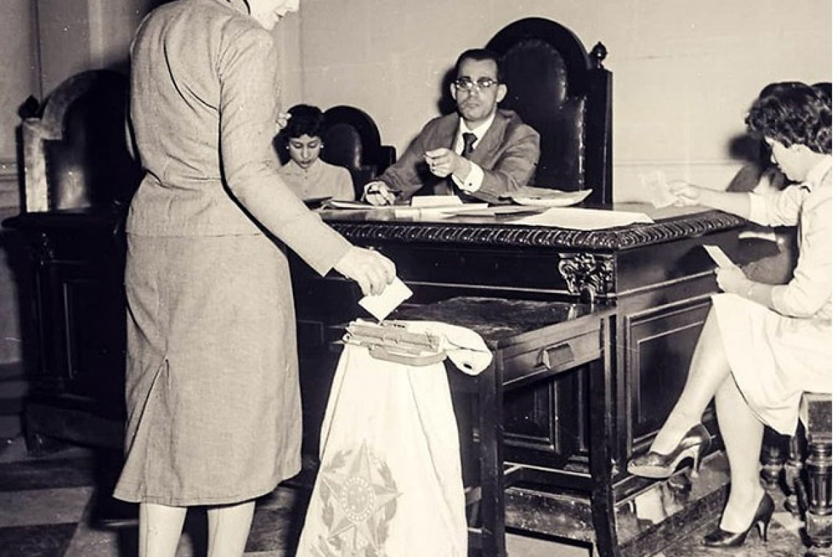 O Código Eleitoral de 1932 só permitia mulheres casadas com o aval do marido ou as viúvas e solteiras com renda própria votassem ou fossem votadas/ARQUIVO NACIONAL