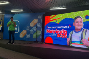 O anúncio das vagas e da abertura das matrículas foi feito pelo prefeito do Recife, João Campos (PSB)