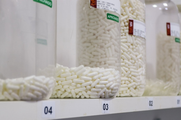 Tuti Uni, primeira farmacia de manipulação voltada para animais e humanos de Recife (Melissa Fernandes)