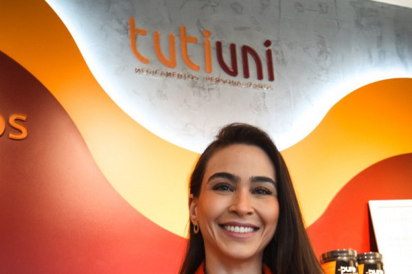 Tuti Uni, primeira farmacia de manipulação voltada para animais e humanos de Recife (Melissa Fernandes )