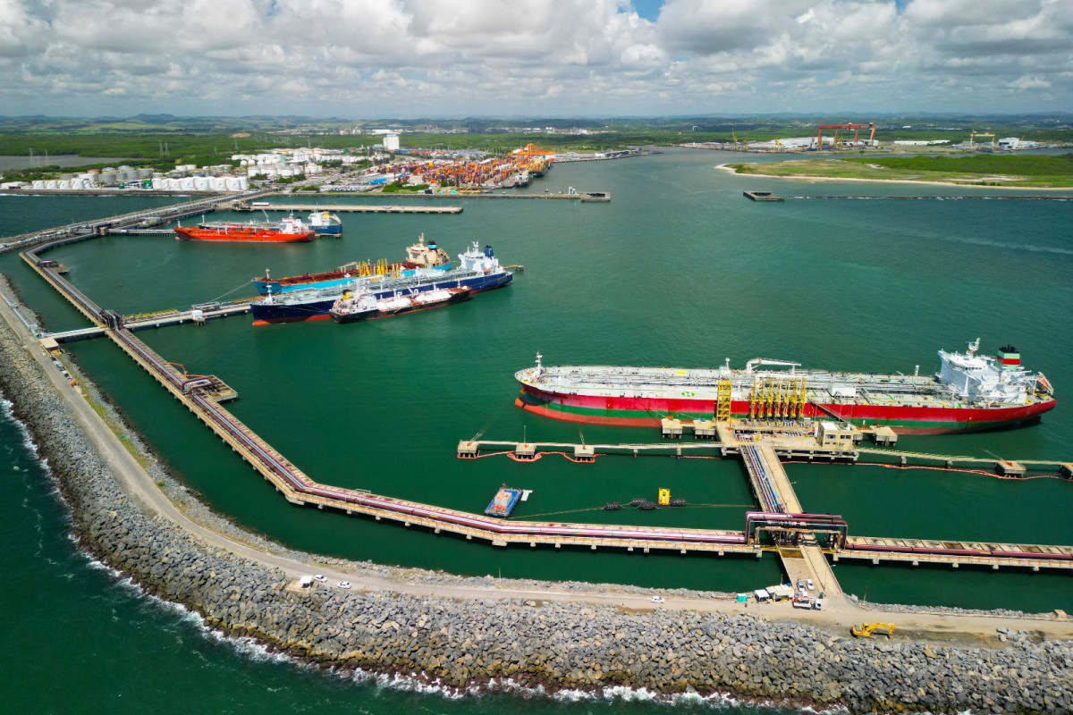 O Porto de Suape é um dos principais vetores de desenvolvimento econômico do Nordeste e referência em logística no Brasil
/Foto: Divulgação