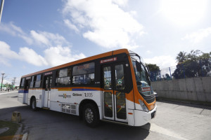 Ônibus se graça atenderá alunos da rede estadual para Enem 