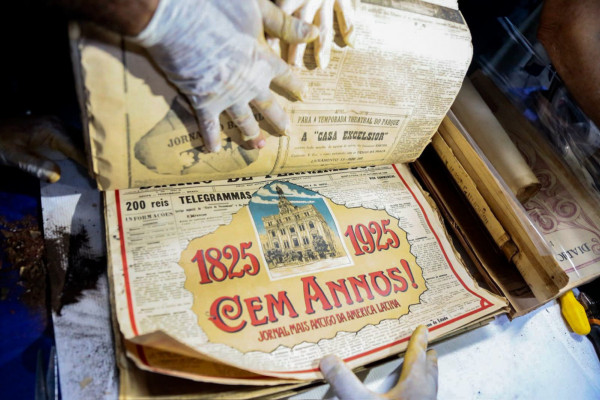 Edição de 100 anos do Diario de Pernambuco (Foto: Cryslli Viana/DP Foto)