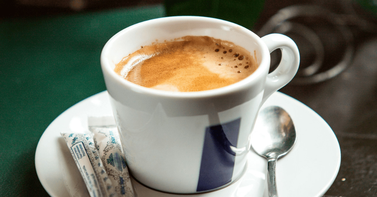 De acordo com a jornalista Janaína Figueiredo, do O Globo, um café está custando em torno de R$ 18 na Blue Zone, área restrita da COP30./Freepik/Imagem Ilustrativa