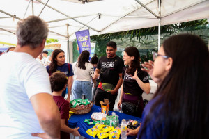 Estudantes são acolhidos em arenas do GGE antes do início das provas