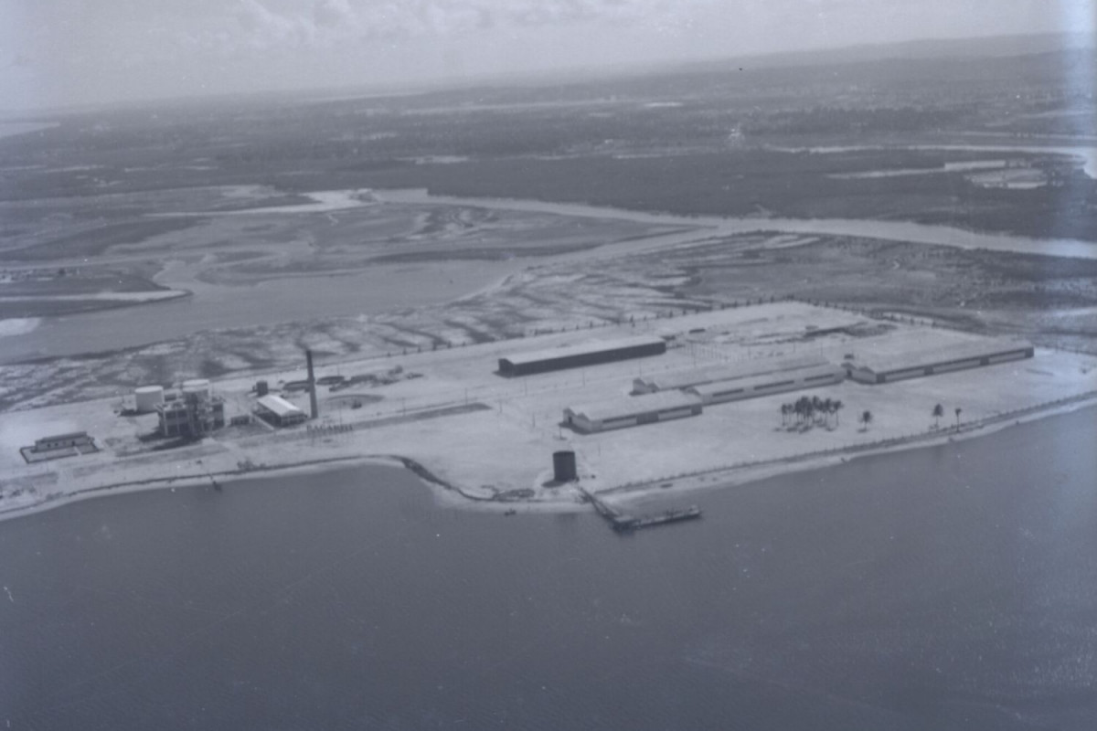 Projeto de Revitalização de Áreas Verdes (PRAV) resultou na recuperação de uma área antes degradada por um antigo aterro industrial, na Bacia do Pina (Foto: Divulgação)