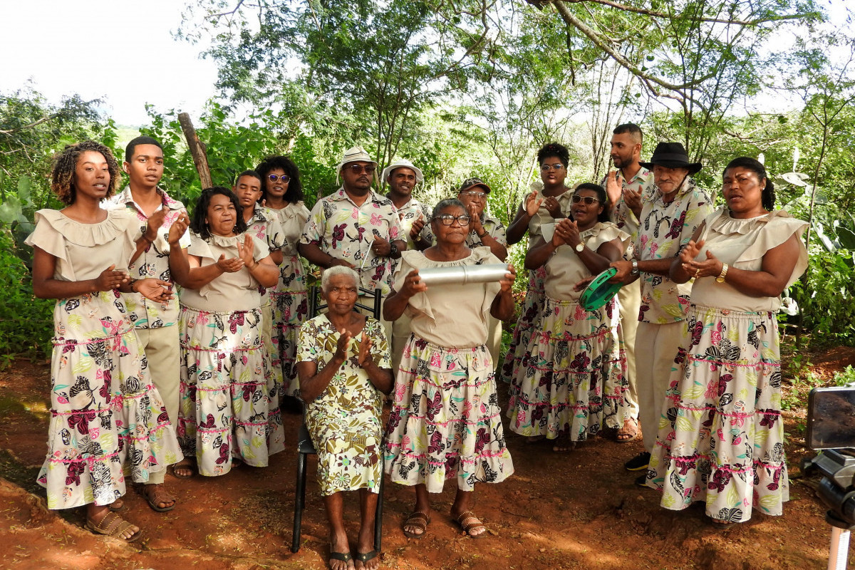 Grupo com décadas de história o Samba de Coco Cachoeira da Onça é liderado por Mestra Joana Maria da Silva./Divulgação