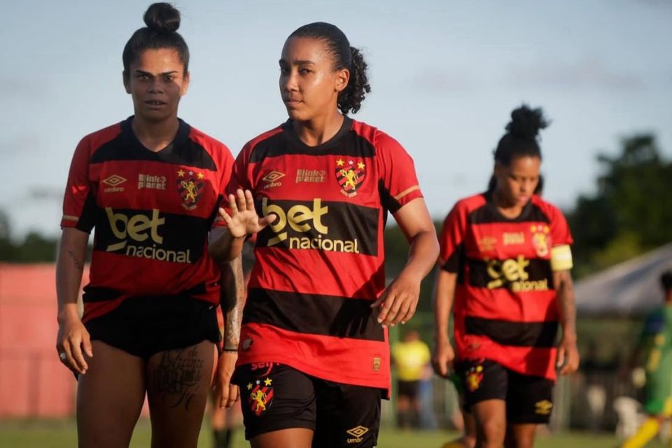 Sport Feminino/Sandy James