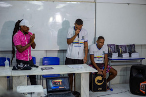 Cannibal, da Devotos, conversou com detentos no Cotel 