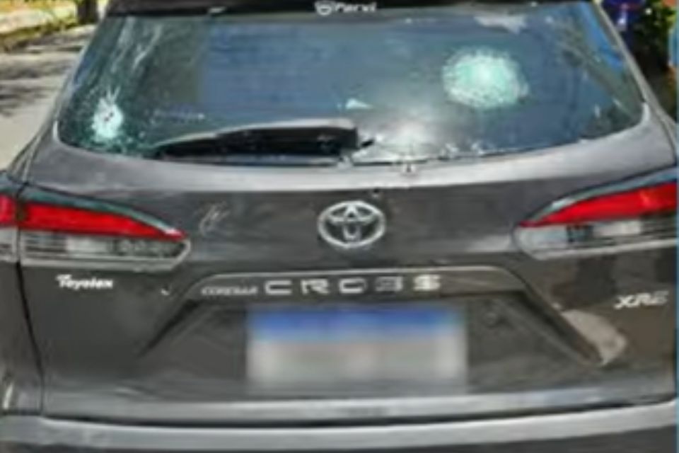 Perseguição termina com policial civil baleado e suspeito detido no Recife
/Reprodução/Tv Guararapes