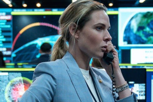 Rebecca Ferguson protagoniza o primeiro terço do filme
