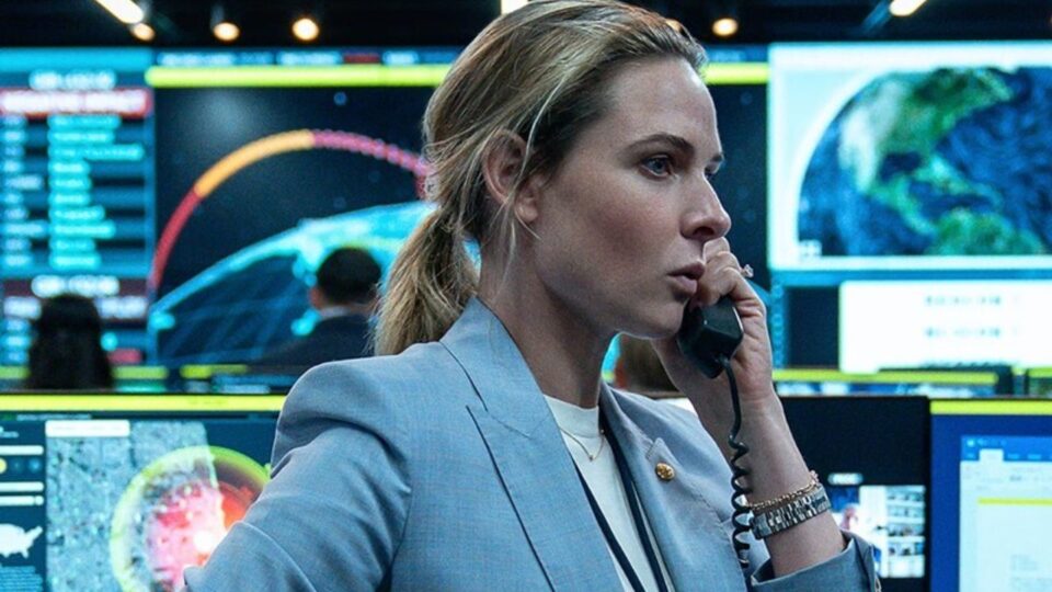 Rebecca Ferguson protagoniza o primeiro terço do filme/Netflix/Divulgação