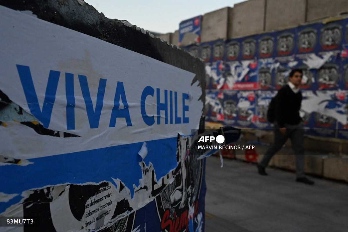 O primeiro turno das eleições presidenciais no Chile acontece no domingo (16)/MARVIN RECINOS / AFP