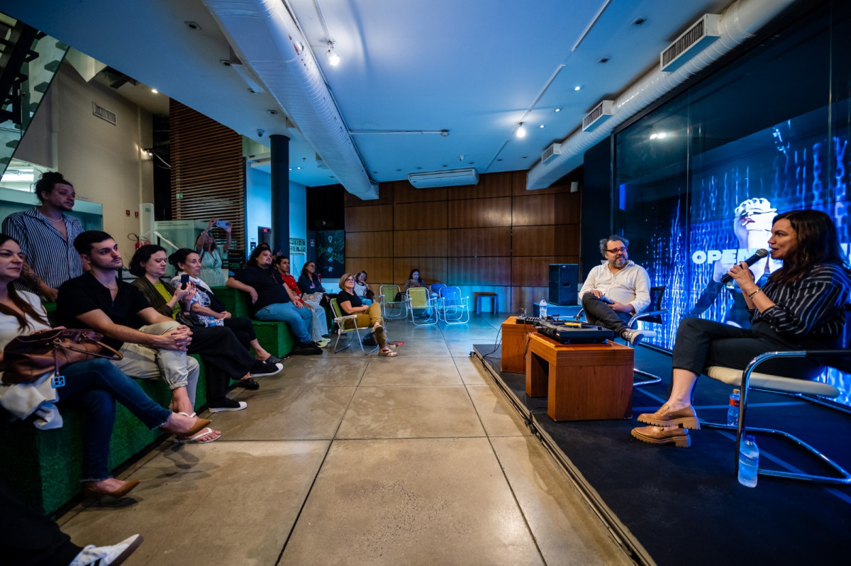 Madonna inspira Ana Paula Araújo em livro sobre violência doméstica (Raphael Medeiros)