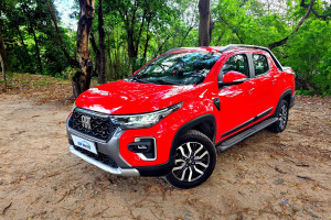 Versão Ranch, topo da linha Strada, vem equipada com motor 1.0 Turbo 200 e câmbio automático CVT