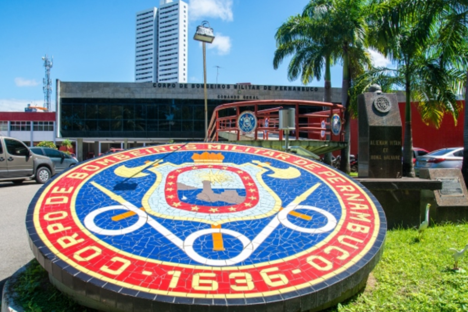 Corpo de Bombeiros de Pernambuco divulgou nota lamentado o falecimento do cabo/DIVULGAÇÃO/SDS