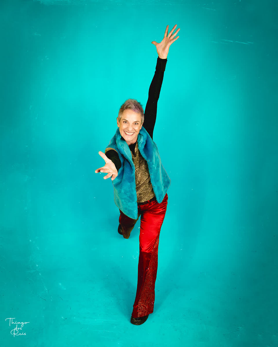 Cantora, compositora e multi instrumentista Laura Finocchiaro (Foto: Thiago dos Reis/Divulgação)