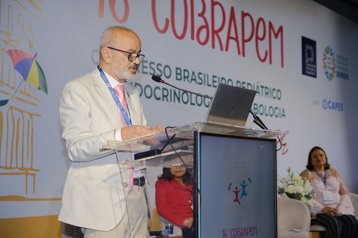 Presidente da SBP, Edson Liberal, apresenta Carta de Recife durante 16º COBRAPEM/DIVULGAÇÃO